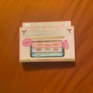 Too Faced Christmas Bake Shop Eyeshadow Palette